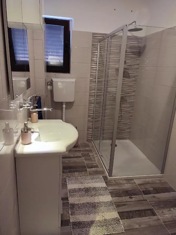 Dubravka Apartment Dinjiska Croatia