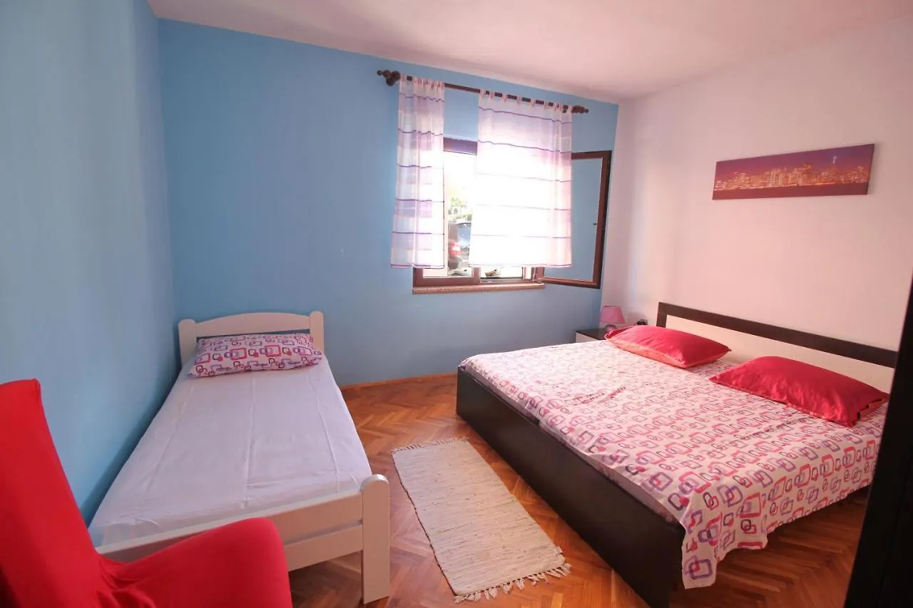 Dubravka Apartment Dinjiska