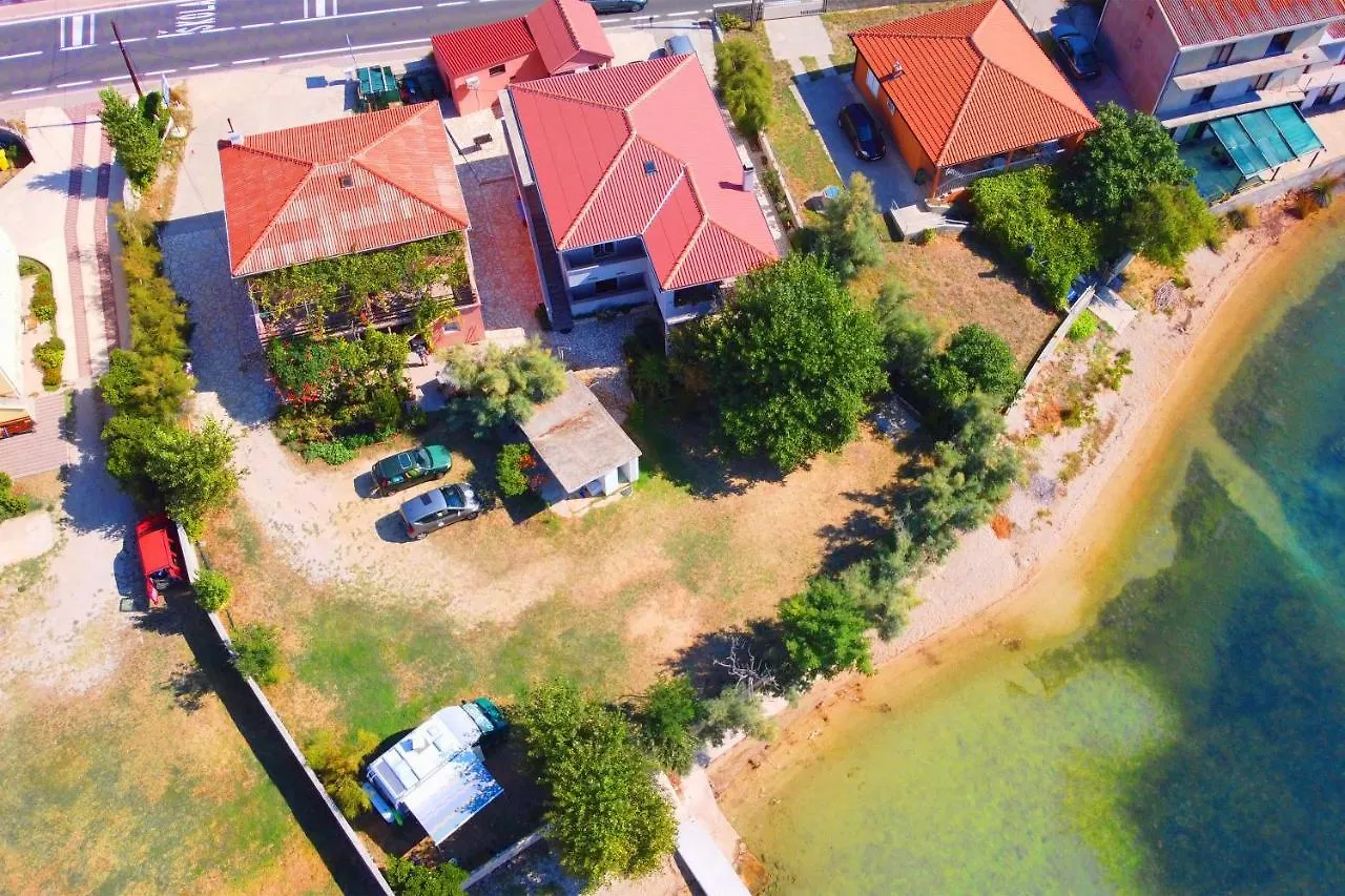 Dubravka Apartment Dinjiska Croatia