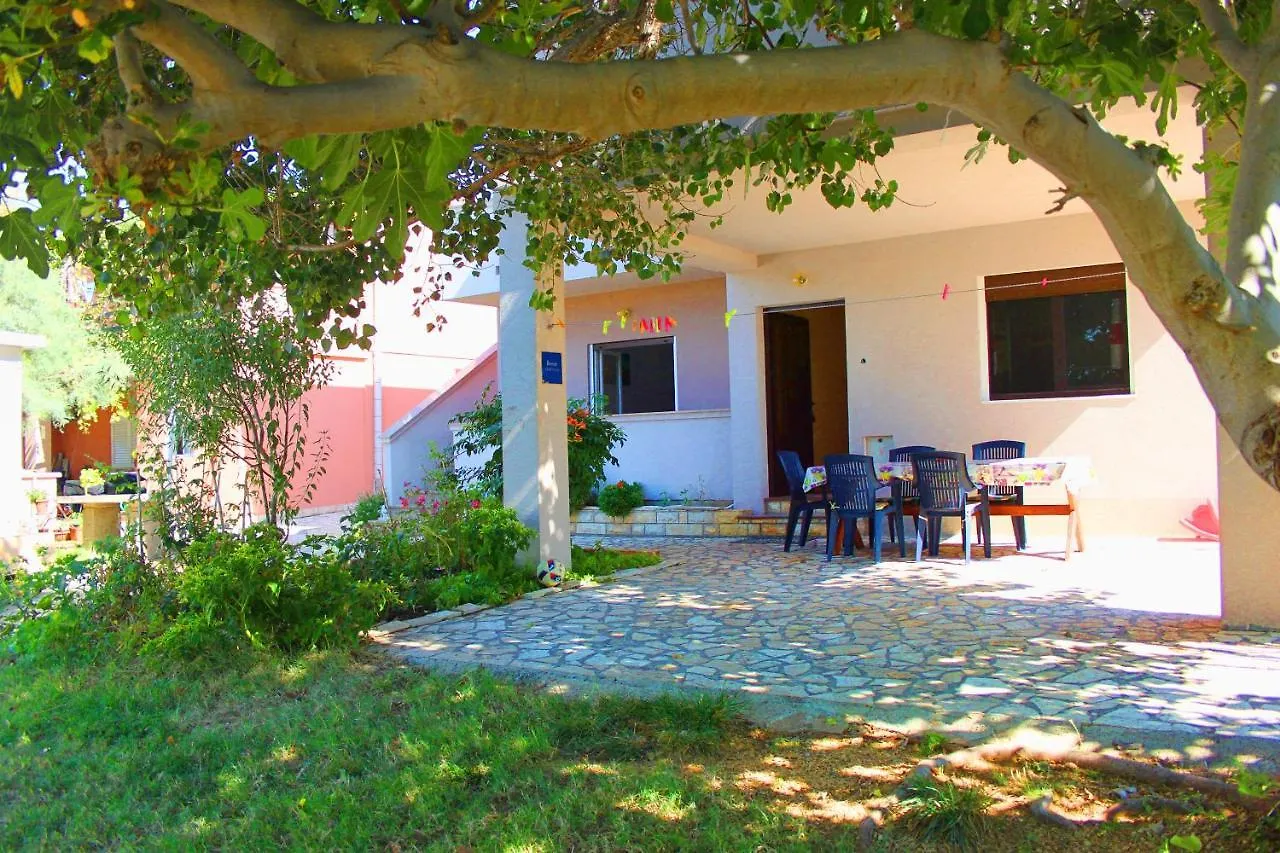 Apartmán Dubravka Dinjiška